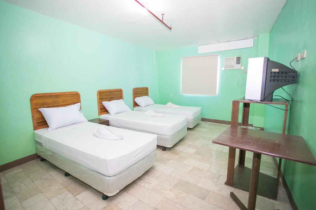 Gv Hotel - Dipolog Buitenkant foto